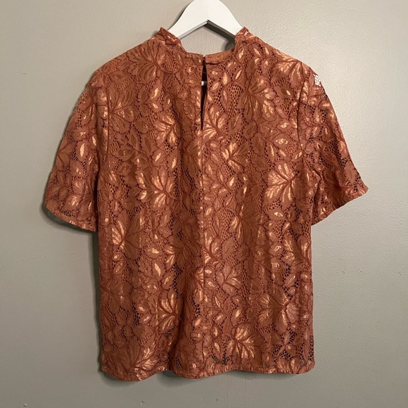 Lot of 3 Women’s Blouse Top Shirts sz M Lemon Dahlia Chevron Pink Rose Lace H&M - Picture 3 of 7